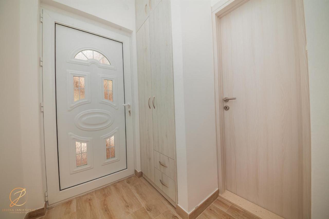 Apartments Ruzmarin Herceg Novi Eksteriør bilde