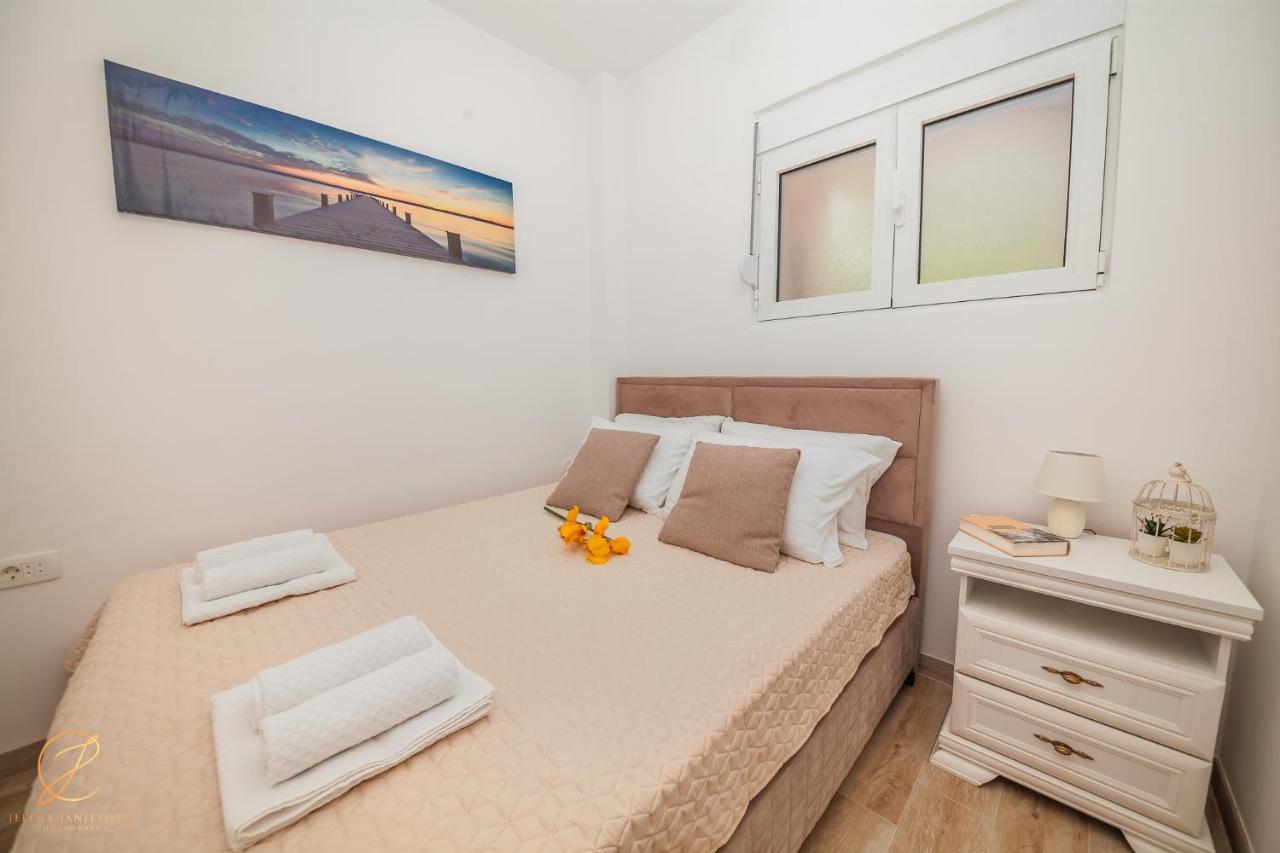 Apartments Ruzmarin Herceg Novi Eksteriør bilde